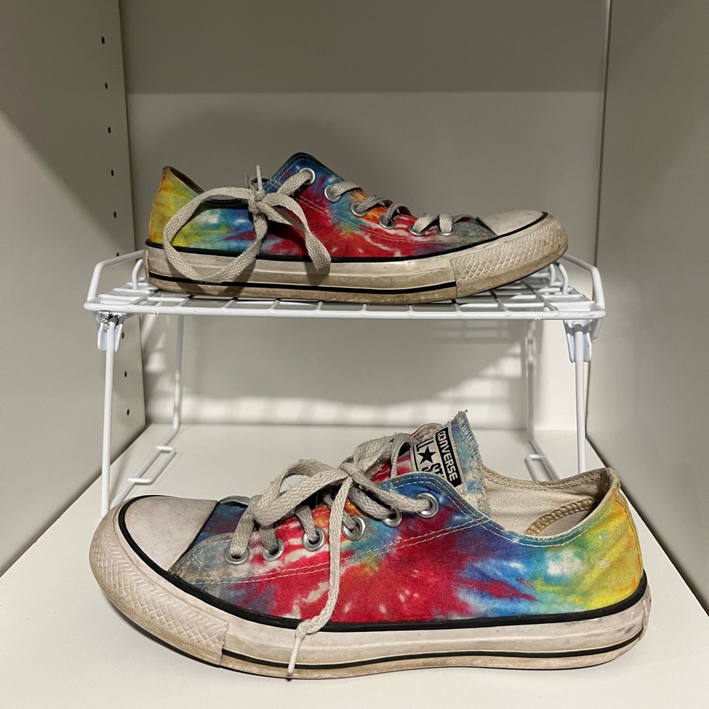 Tie dye converse